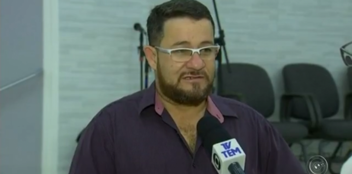 Pastor Gétero foi atacado com faca durante culto transmitido ao vivo