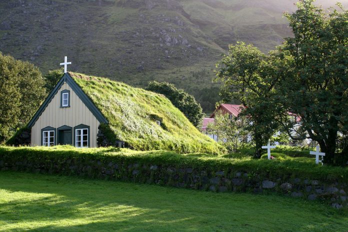 Igreja Evangélica Luterana da Islândia (Foto: Wikipédia)