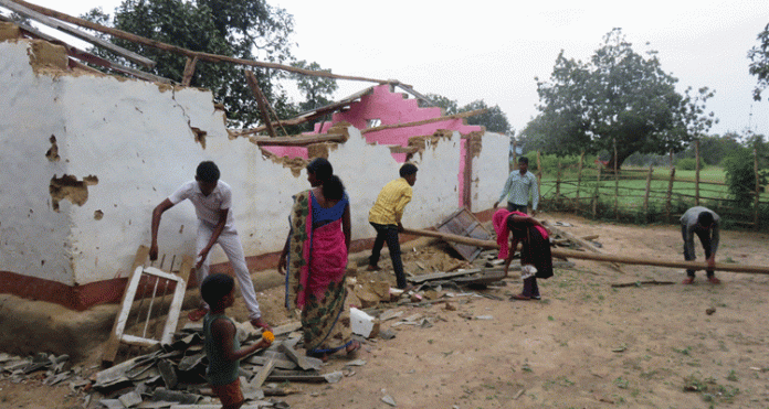 Igreja destruída na Índia