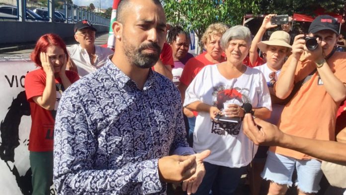 O pastor Mike Rodrigo Vieira da Silva, da Congrega Church, visitou Lula, na sede da Polícia Federal em Curitiba (PR).