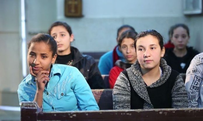 Meninas egípcias são alcançadas através do ministério de parceiros locais da Portas Abertas