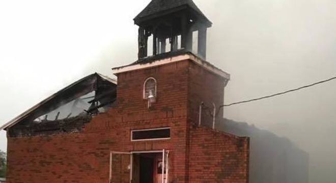 incêndio em igreja na Luisiana, nos Estados Unidos