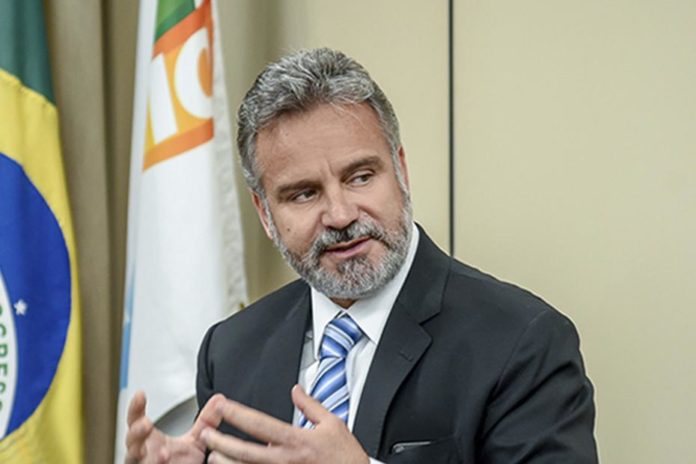 Gilberto Abramo, deputado federal (PRB)