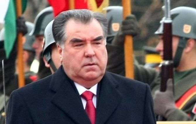 momali Rahmon, presidente do Tajiquistão desde 1994