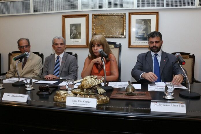 Dra. Rita Cortez, Dr. Gilberto Garcia, Dr. João Theotonio, e Dr. Joycemar Tejo, Foto IAB