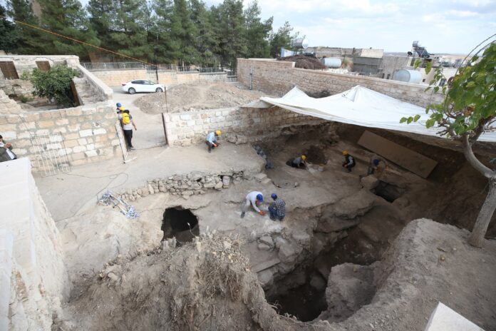 Escavações em Midyat, Mardin, sudeste da Turquia, 18 de abril de 2022. (Foto: AA / Daily Sabah)