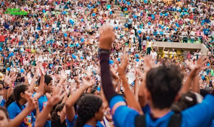 56.000 pessoas ouviram o Evangelho na Ilha de Margarita, na Venezuela. (Foto: Festival de la Familia/Facebook)