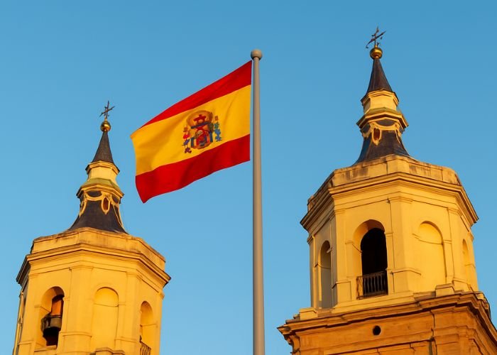 Igrejas evangélicas brasileiras enfrentam preconceito na Espanha